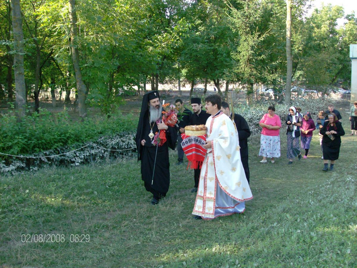 Vizita I.P.S. Teofan în parohia noastră